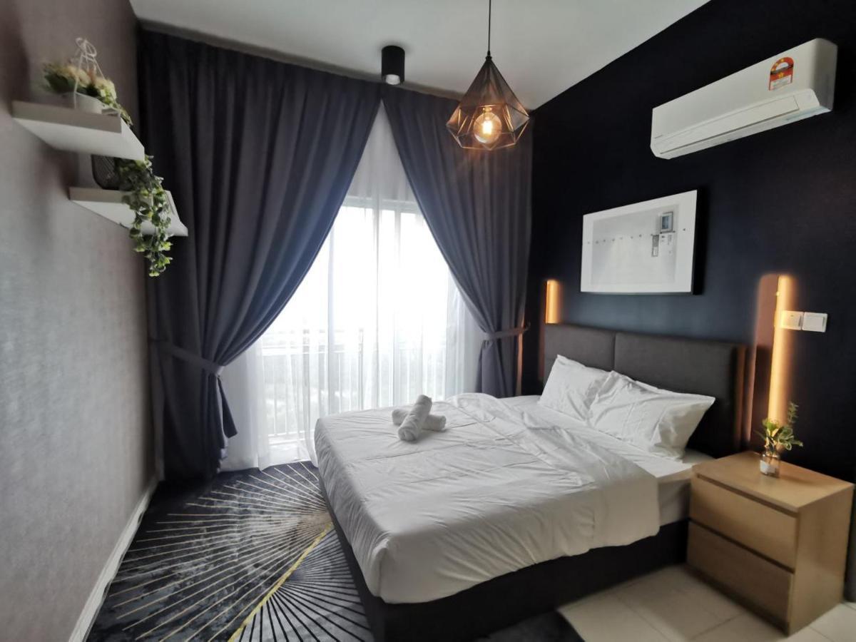 Ezhome Mesahill Nilai Exterior foto